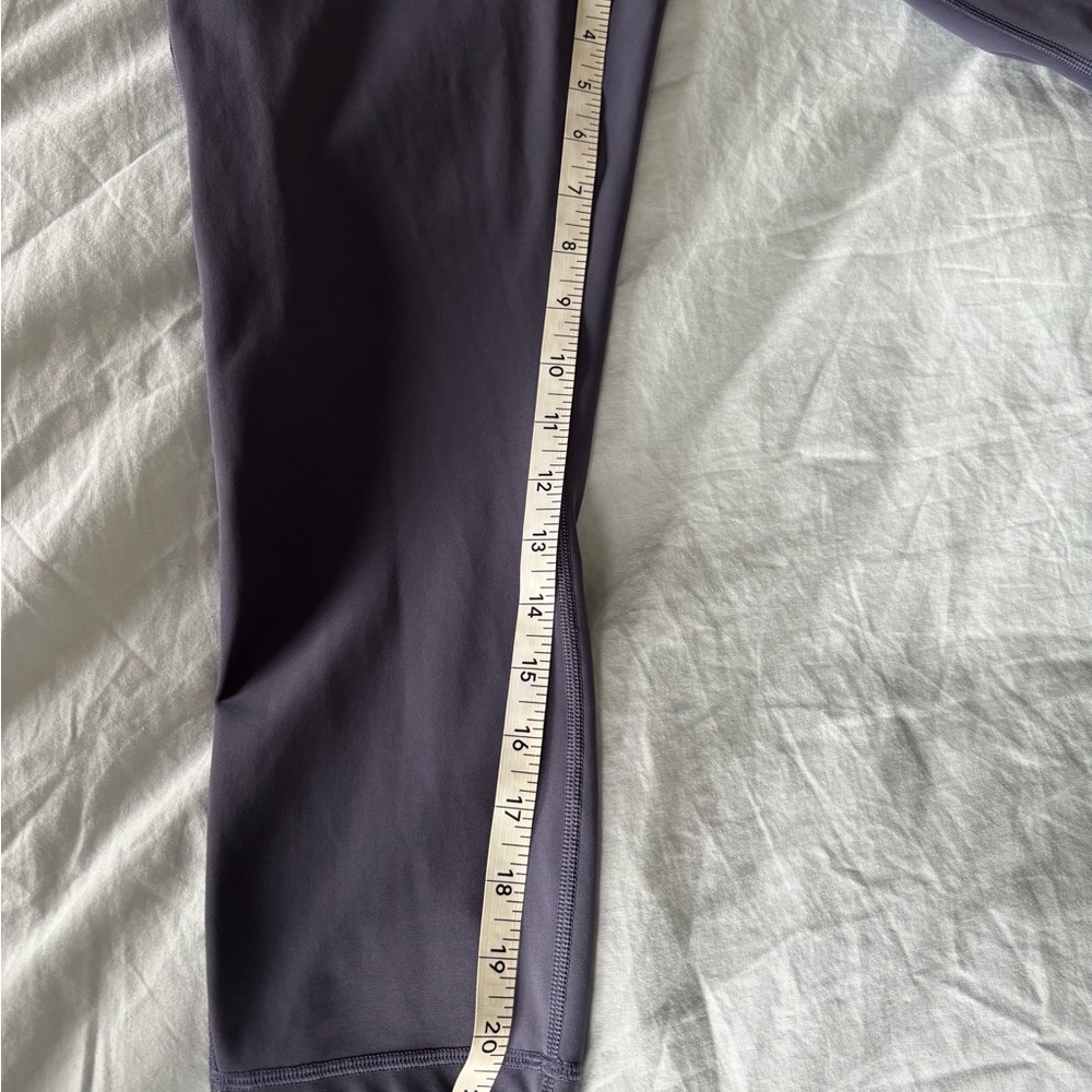 Lululemon Athletica 21 inches soft blue legging - Picture 10 of 11